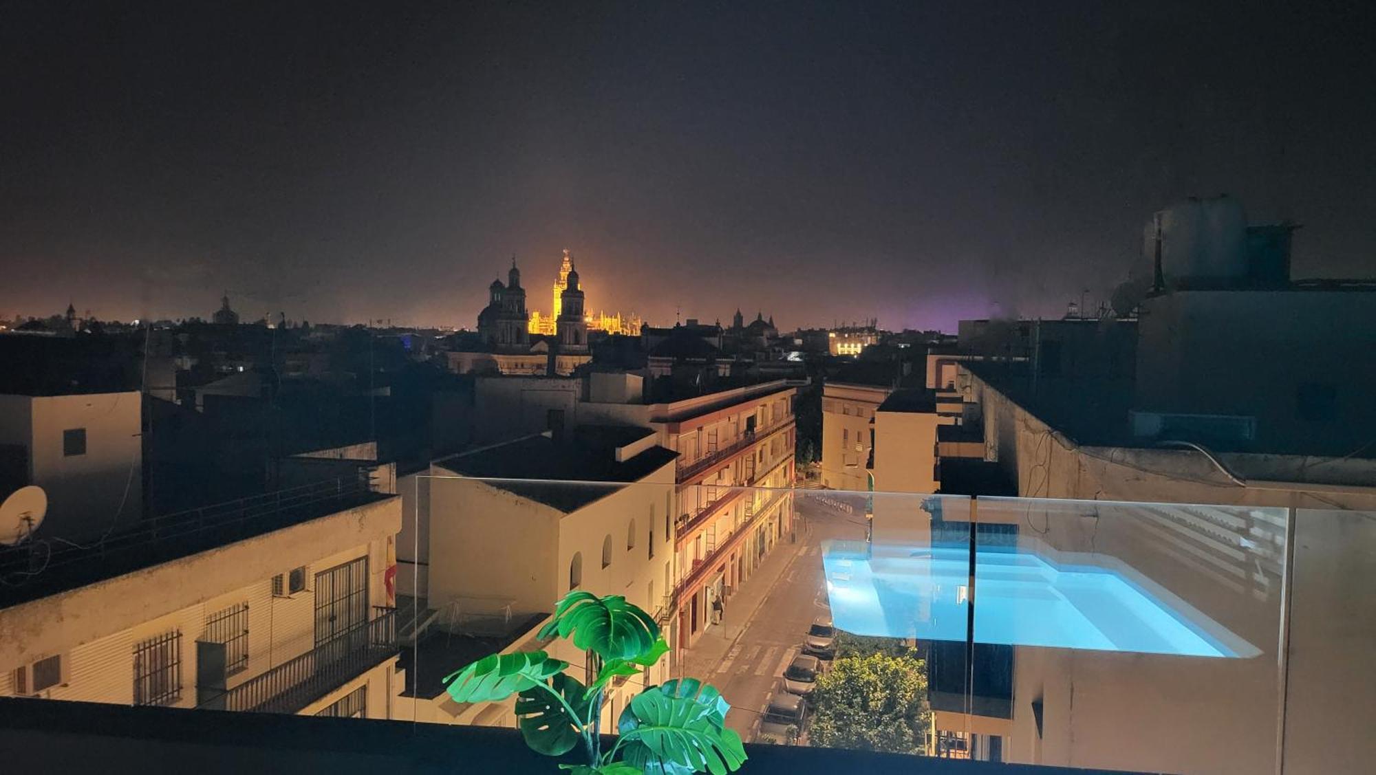 Rentalsevilla Cardenal Cervantes V Appartement